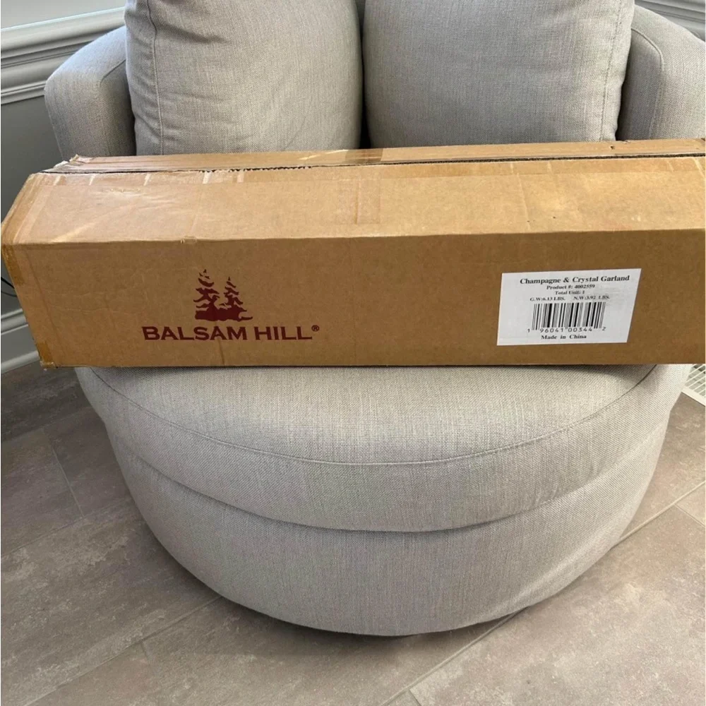 Balsam Hill  NEW champagne & Crystal Garland